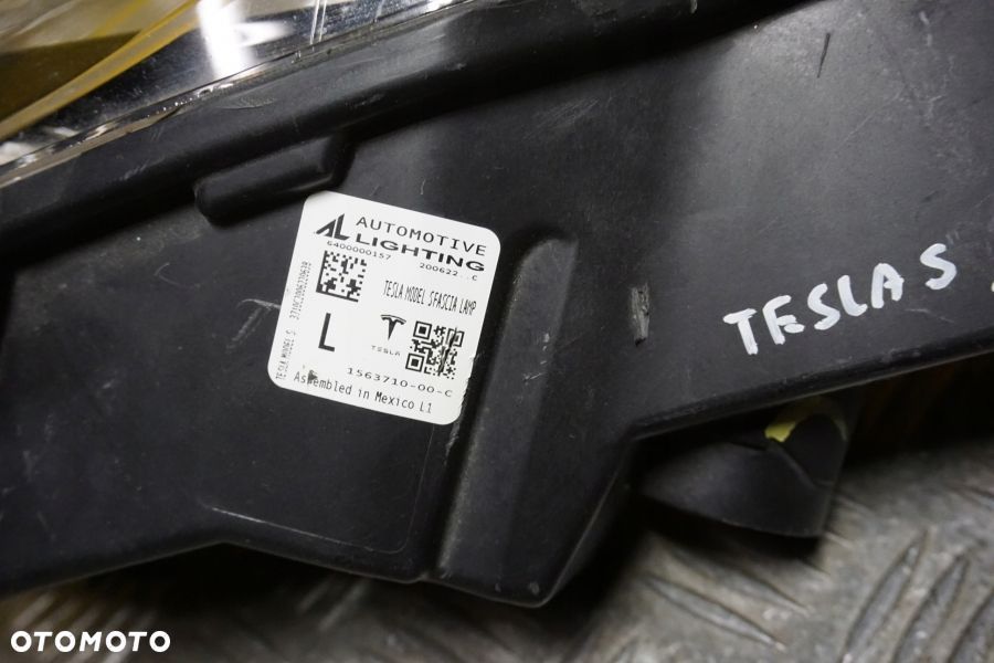 TESLA MODEL S 2021 - LAMPA LED HALOGEN DRL LEWY PRZÓD USA - 6