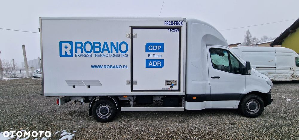 Mercedes-Benz Sprinter - 4