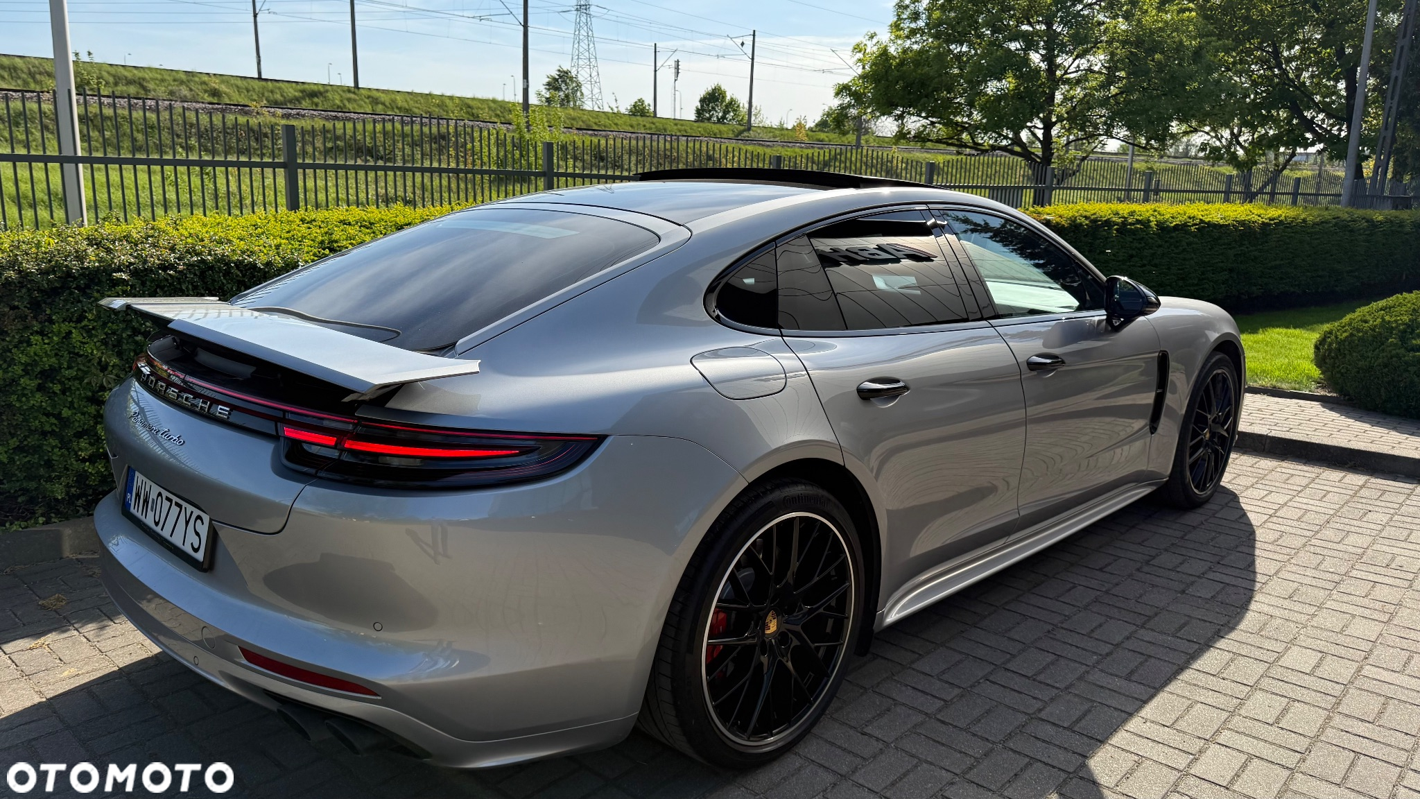 Porsche Panamera Turbo - 31