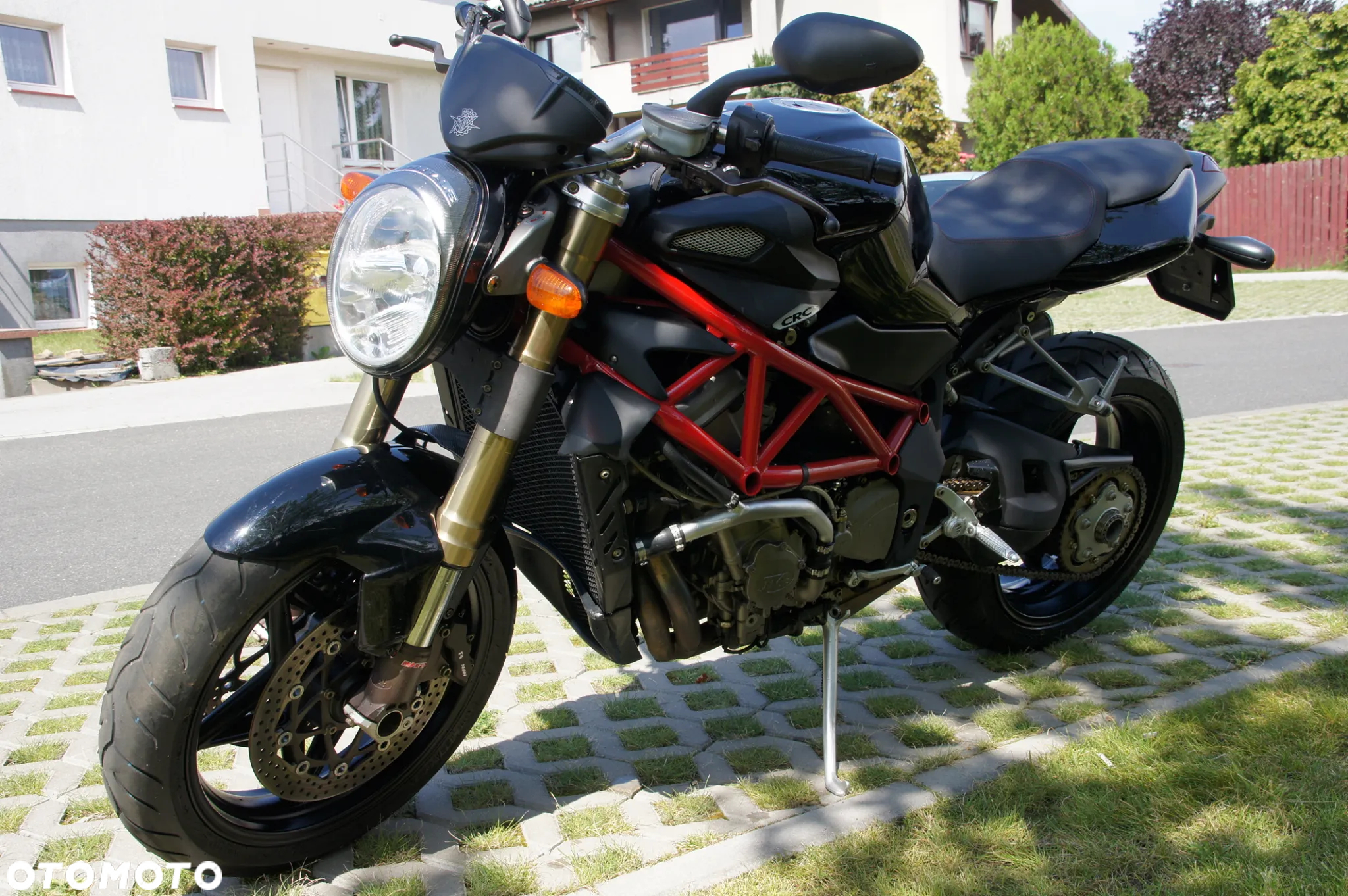 MV AGUSTA Brutale - 6