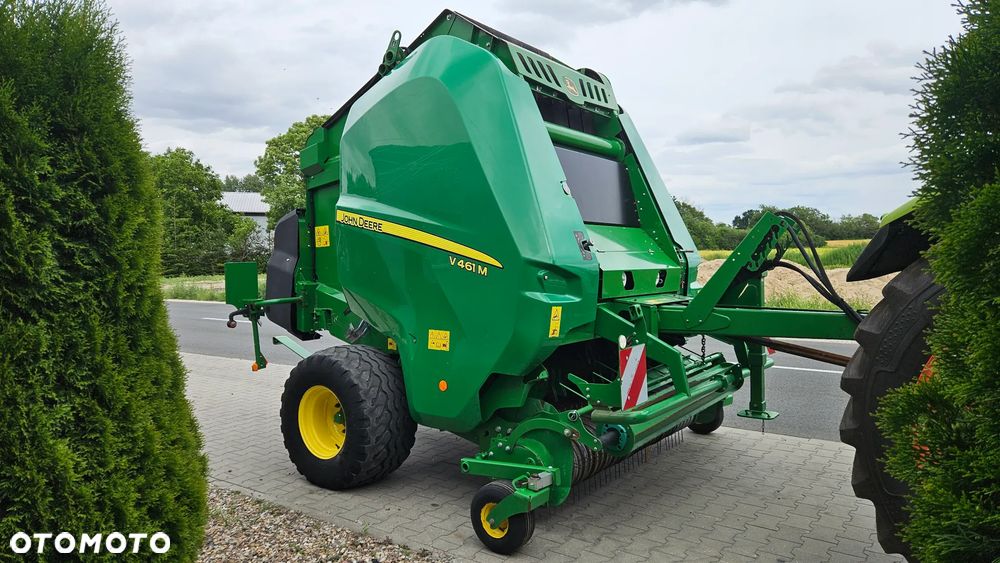 John Deere 592 - 24