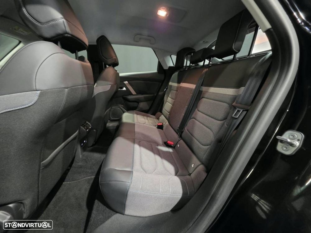 Citroën e-C4 50 kWh Feel - 17
