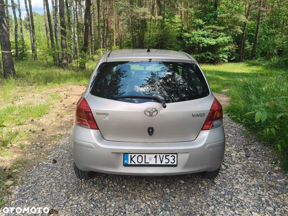 Toyota Yaris 1.0 Terra EU5 - 6