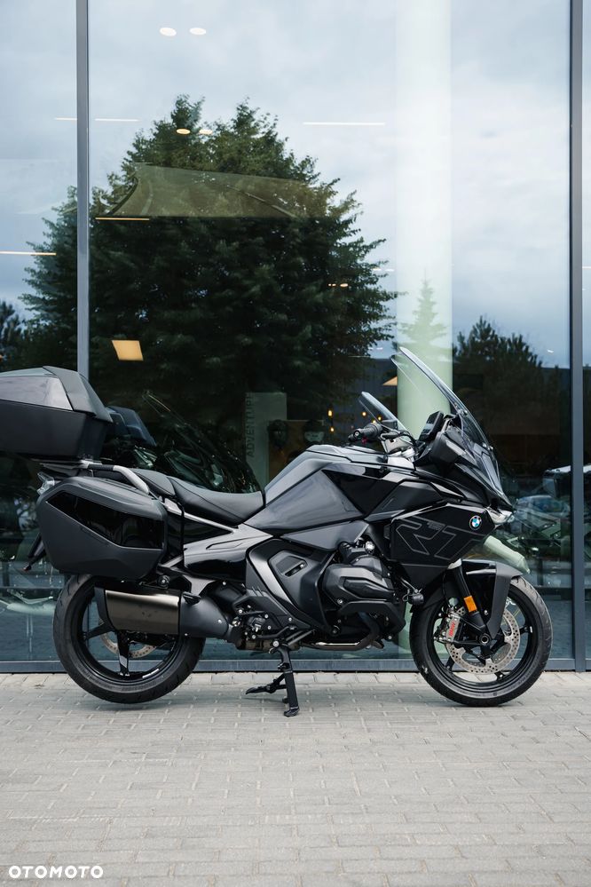BMW R - 1