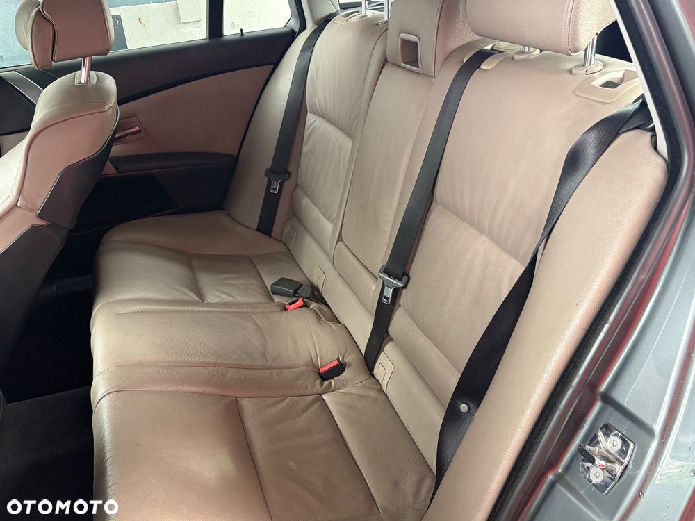 BMW Seria 5 - 17
