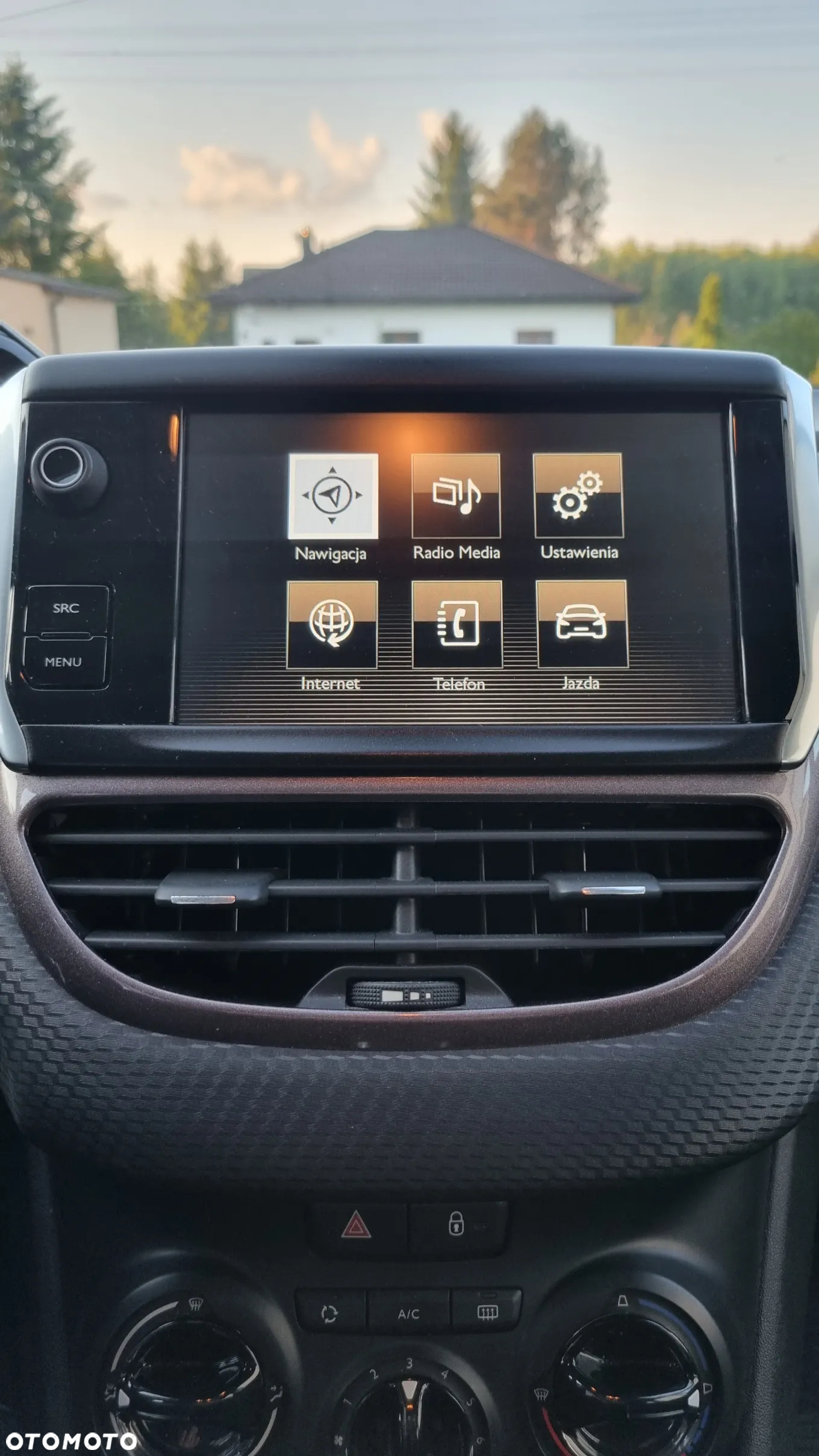 Peugeot 2008 1.6 e-HDi Active S&S - 17
