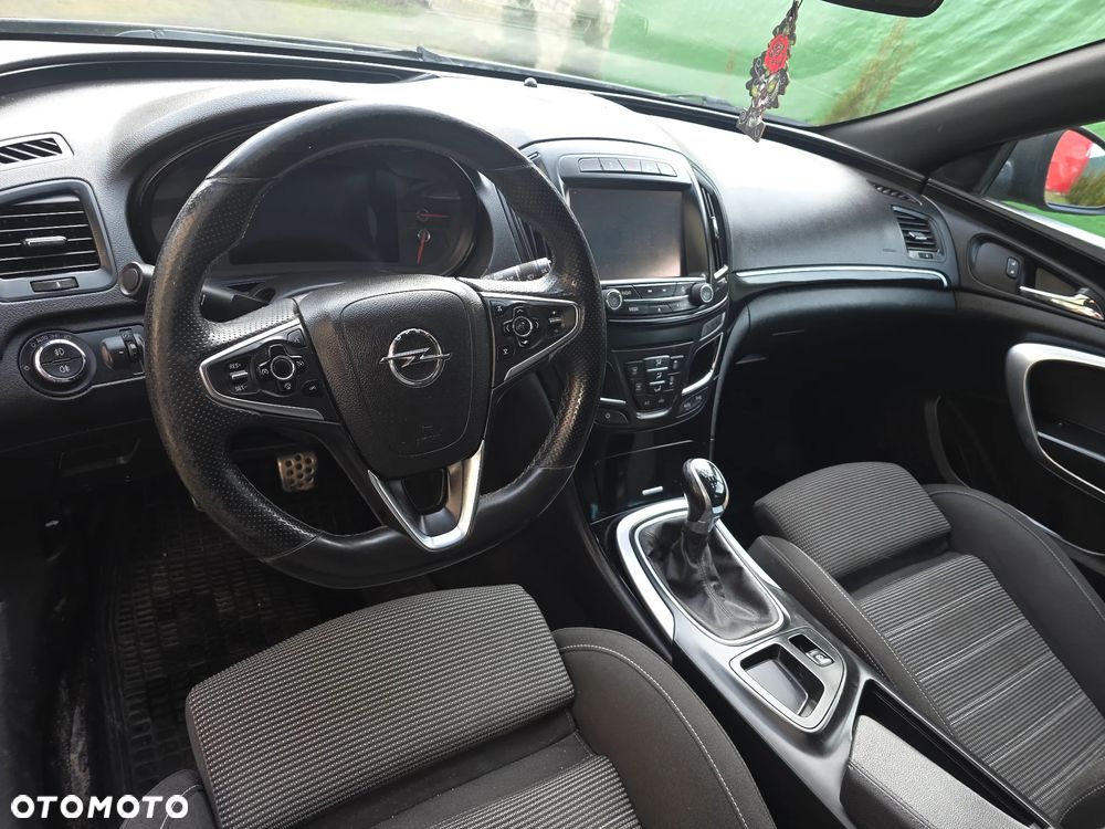 Opel Insignia - 23