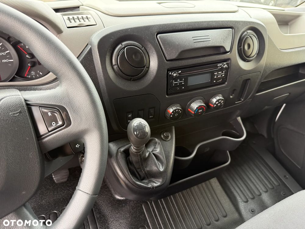 Nissan Master Movano  L3H2 - 22