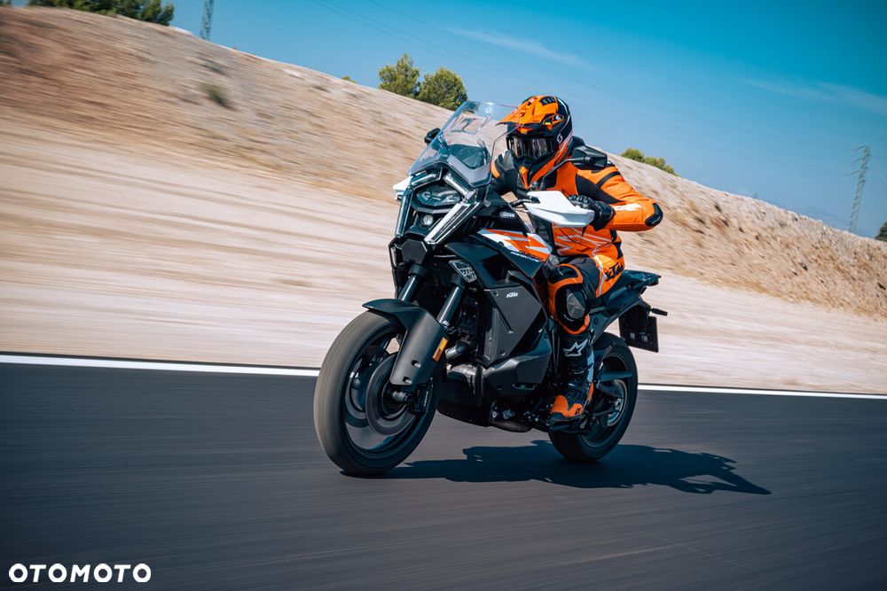 KTM Adventure - 5