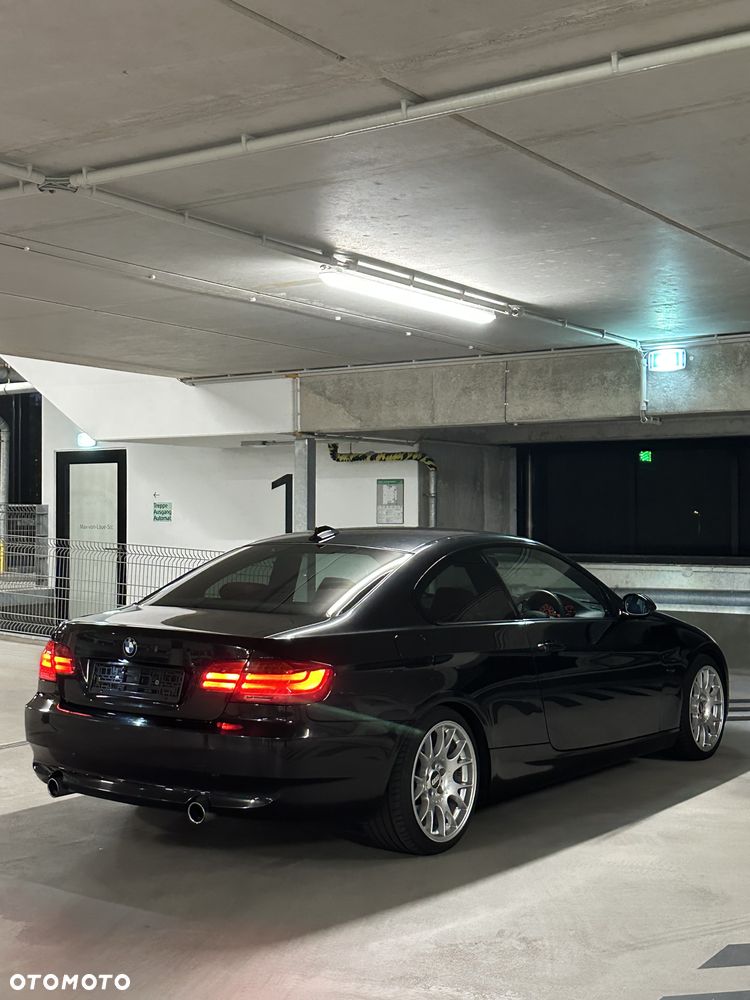 BMW Seria 3 335d - 15