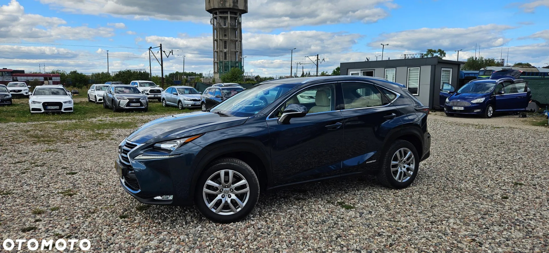 Lexus NX 300h Business Edition AWD - 9