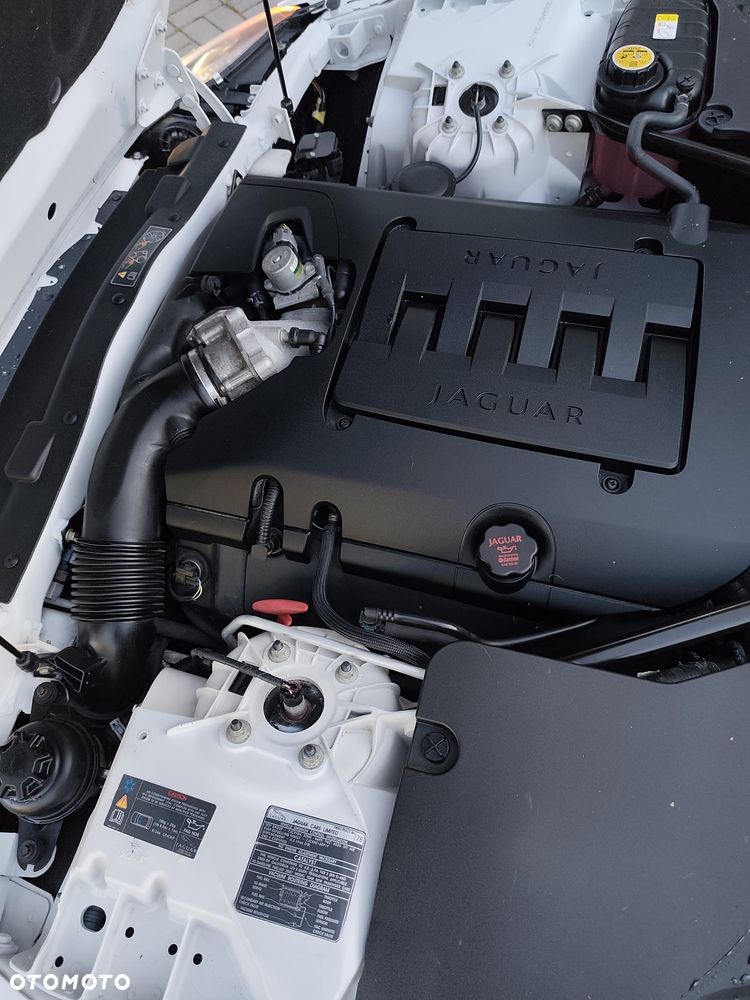 Jaguar XK 4.2 Cabriolet - 37