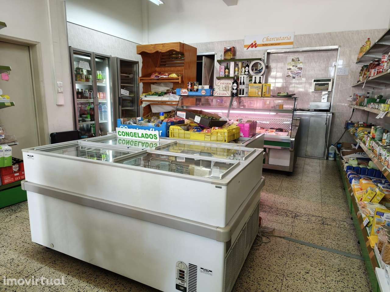 Oportunidade Única na Falagueira – Espaço Comercial com Armazém - Grande imagem: 3/11