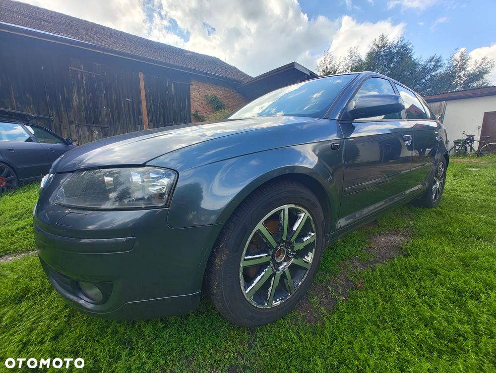 Audi A3 Sportback 2.0 TDI Ambiente - 1
