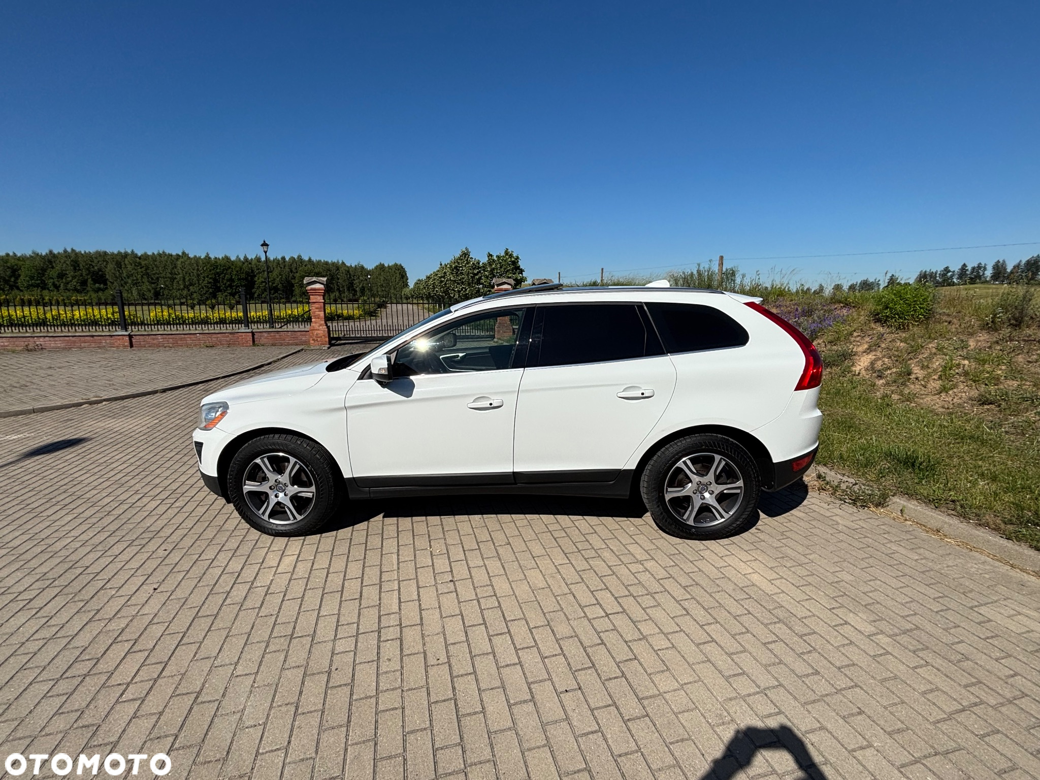 Volvo XC 60 DRIVe Kinetic - 3