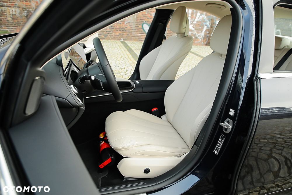 Mercedes-Benz Klasa E 200 mHEV Avantgarde 9G-Tronic - 5