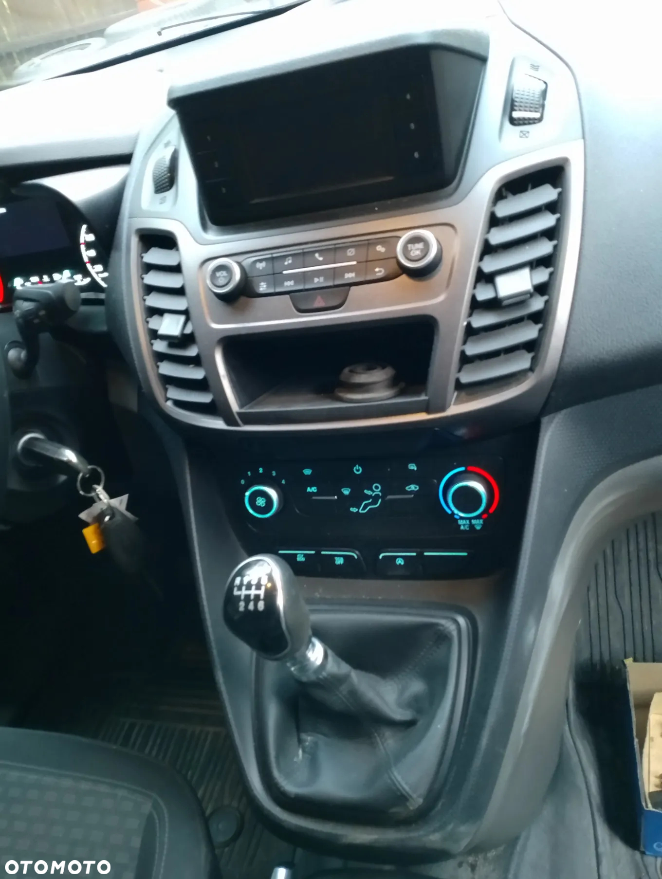 Ford Connect - 13