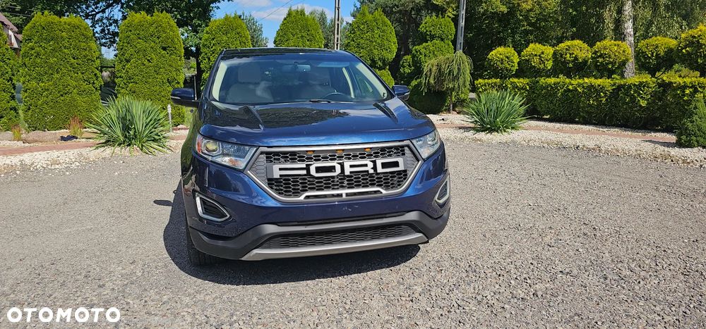 Ford Edge - 1
