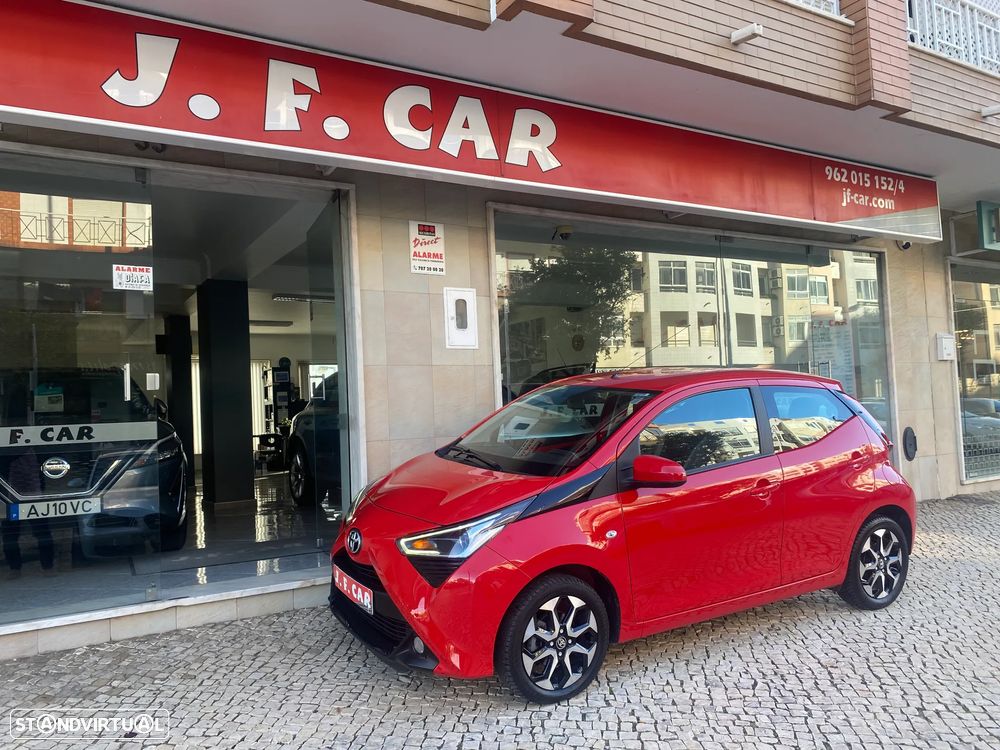 Toyota Aygo 1.0 X-Play+X-Touch - 1