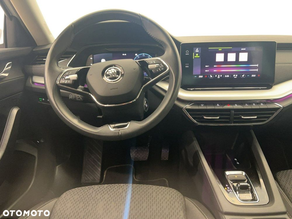 Skoda Octavia 1.5 TSI e-Tec Ambition DSG - 8