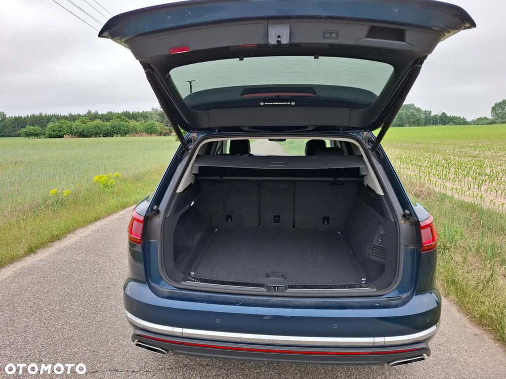 Volkswagen Touareg 3.0 V6 TDI 4Motion Elegance - 4