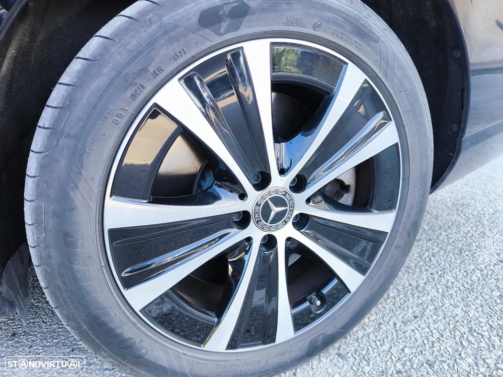 Mercedes-Benz E 300 de 4Matic 9G-TRONIC Avantgarde - 6