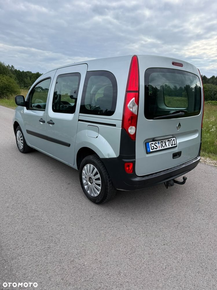 Renault Kangoo 1.6 8V Happy Family - 8