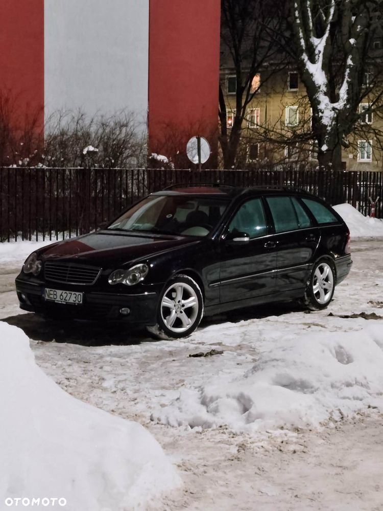 Mercedes-Benz Klasa C 200 T Kompressor Avantgarde - 2