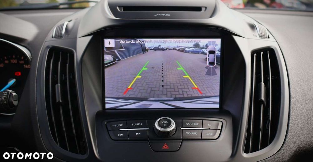 Ford Kuga - 24