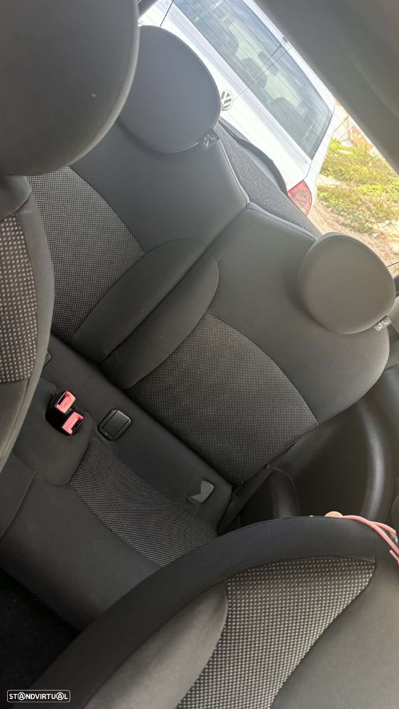 MINI 3 Portas Cooper D - 3