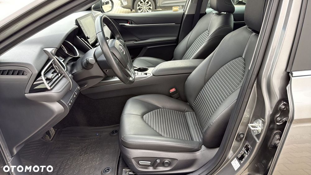 Toyota Camry 2.5 Hybrid Prestige CVT - 14