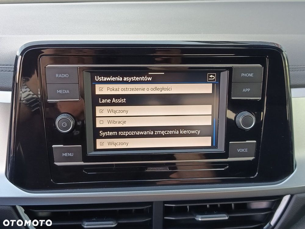 Volkswagen T-Roc 1.5 TSI Life - 23