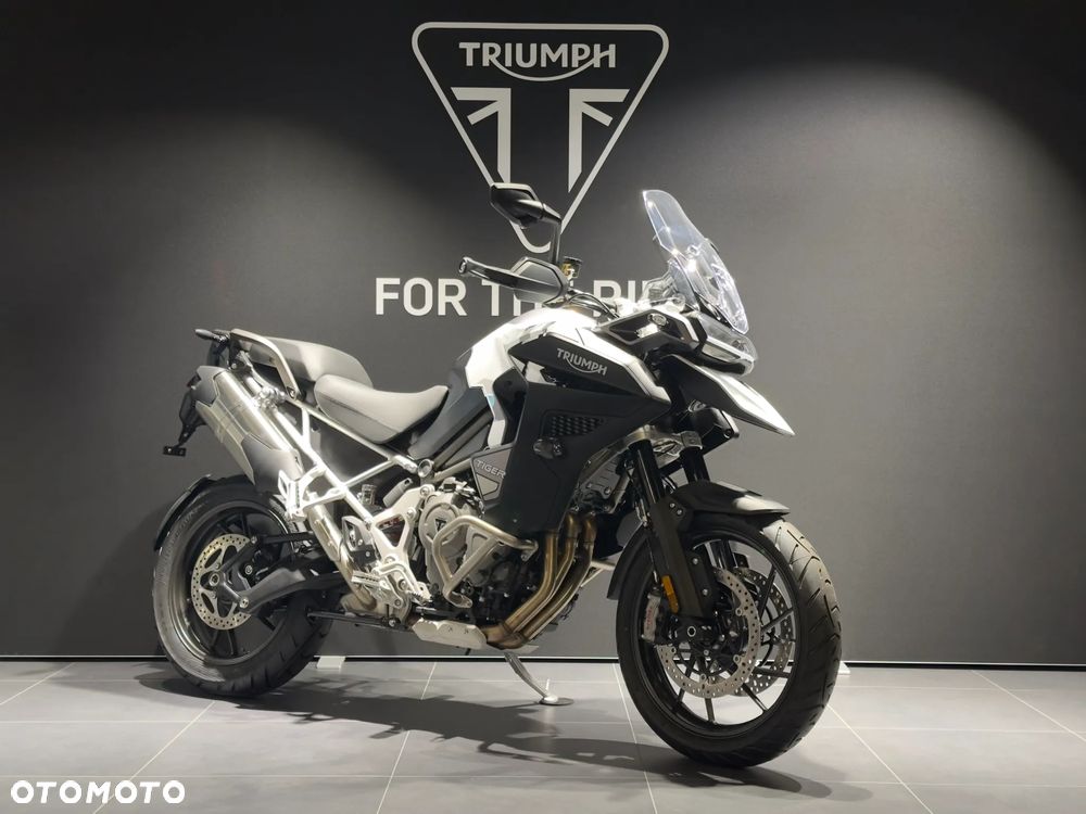 Triumph Tiger - 2