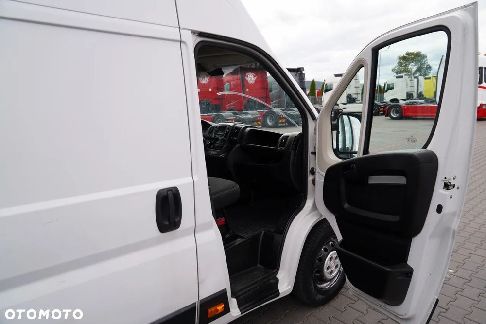 Fiat DUCATO 2.3 180 / BLASZAK / FURGON / 3 MIEJSCA / EURO 6 - 35