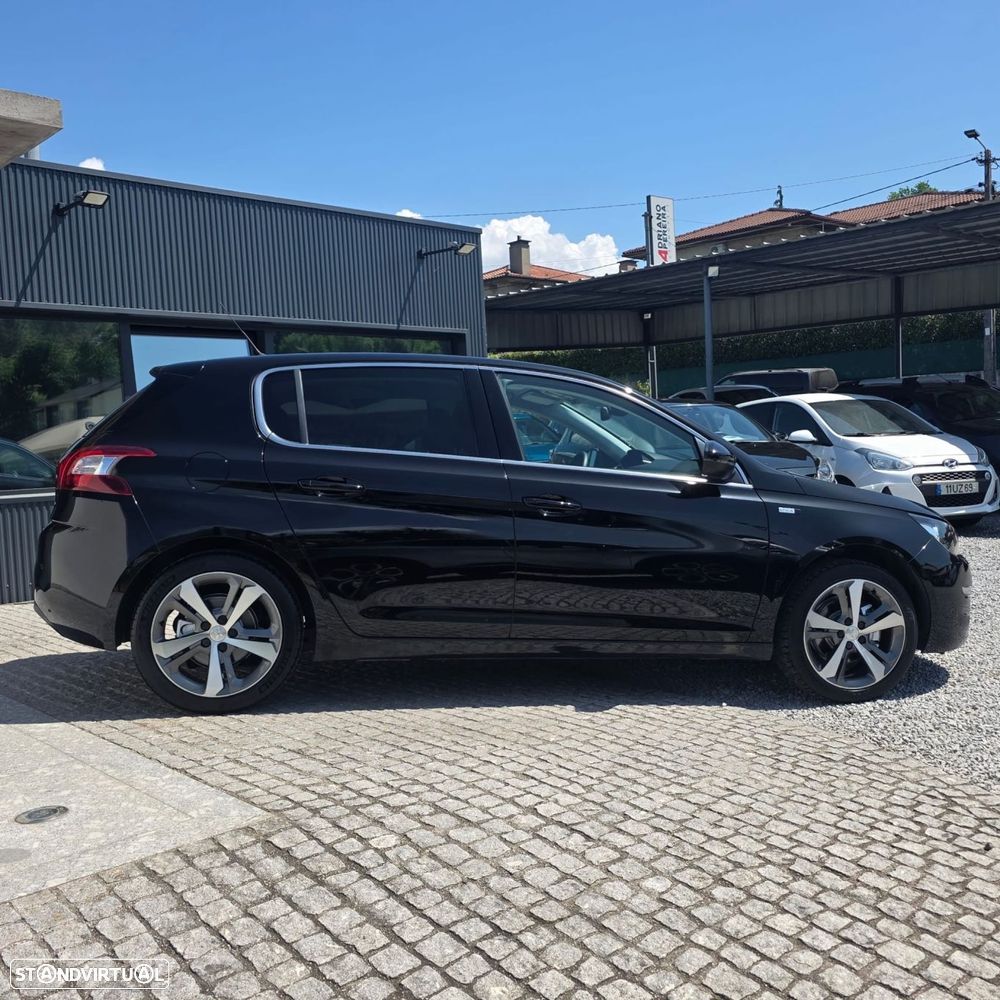Peugeot 308 1.2 PureTech Style J17 - 12
