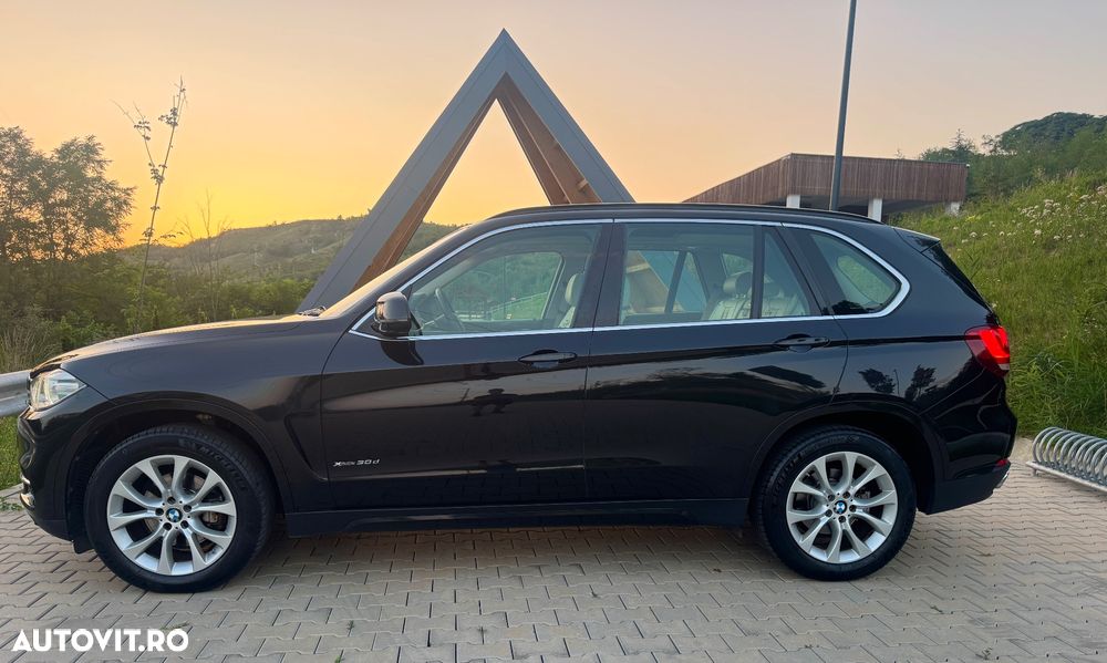 BMW X5 xDrive30d Sport-Aut. - 7