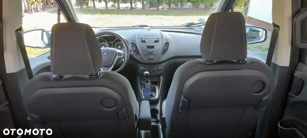 Ford Tourneo Courier 1.0 EcoBoost S&S Ambiente - 18