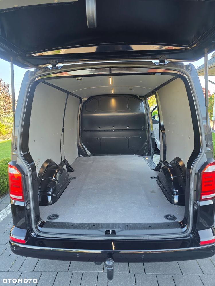 Volkswagen TRANSPORTER T6 - 17
