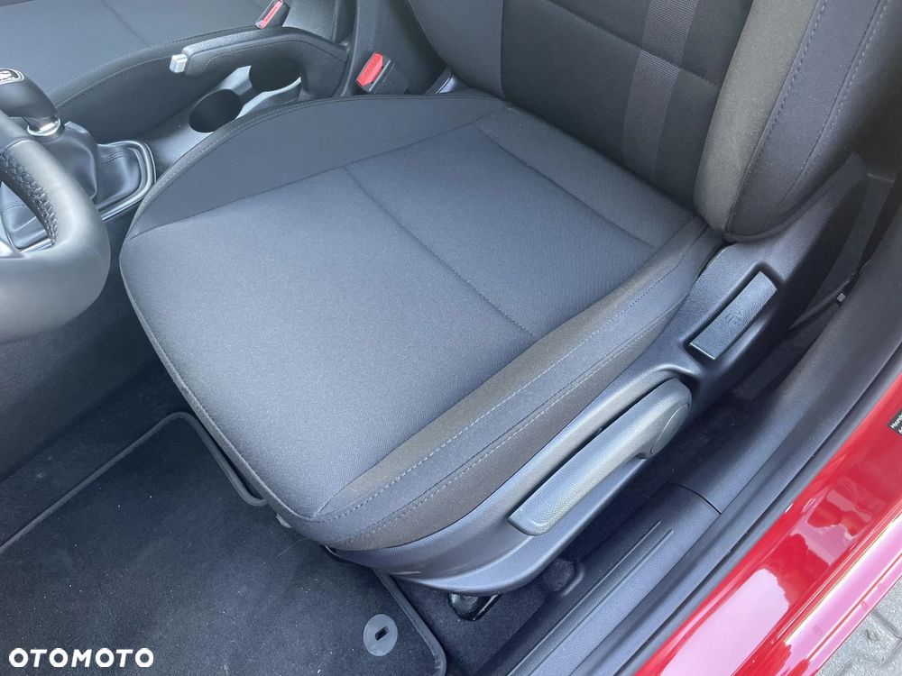 Hyundai i20 1.2 Modern - 12