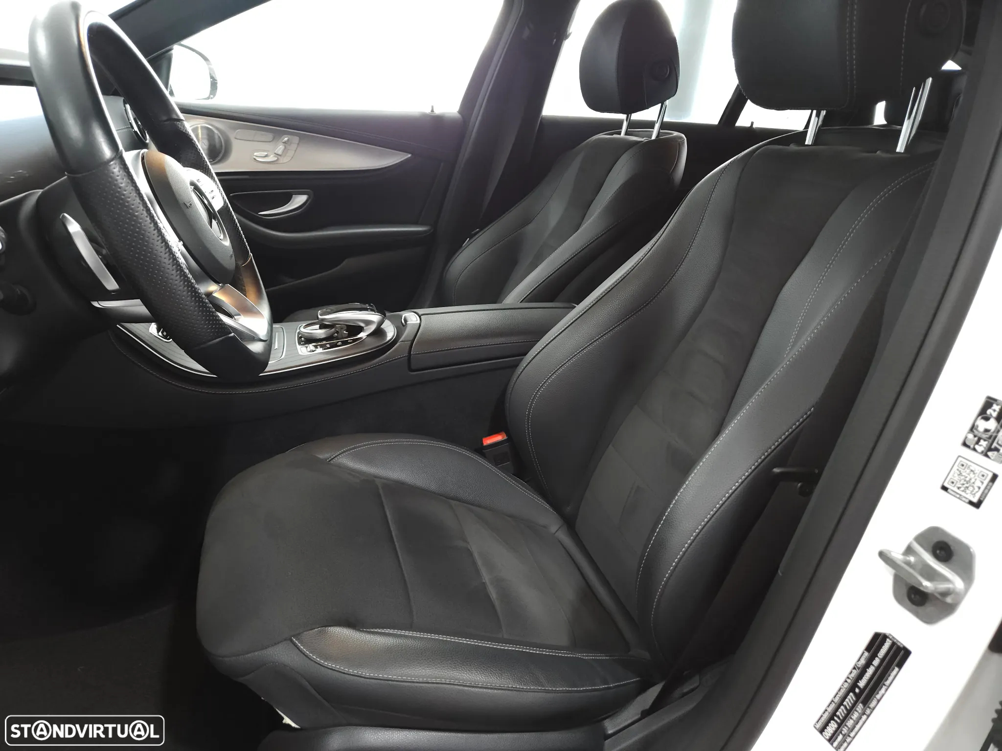 Mercedes-Benz E 300 d AMG Line - 40