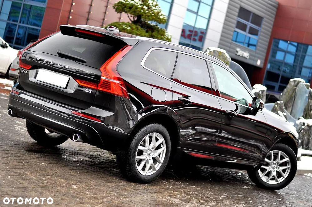 Volvo XC 60 D3 Momentum Pro - 11