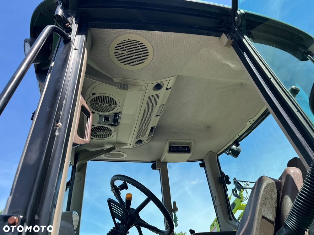 John Deere 6520 SE - 12