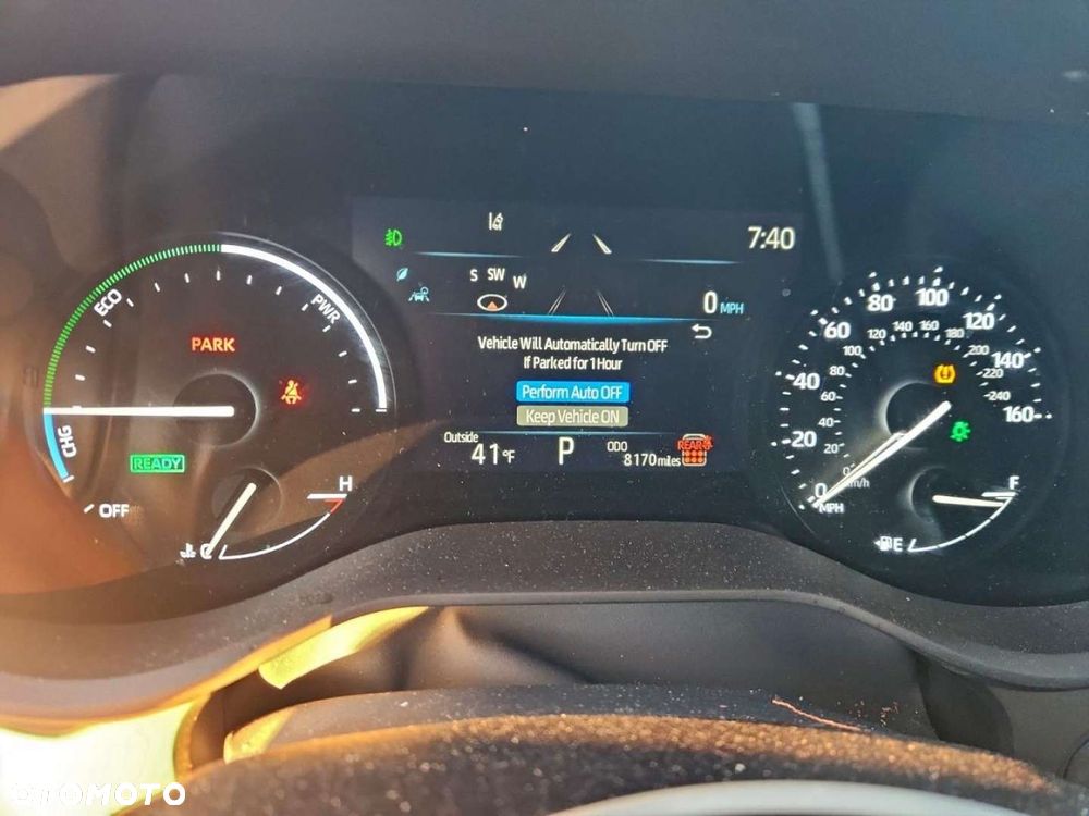 Toyota Sienna - 10