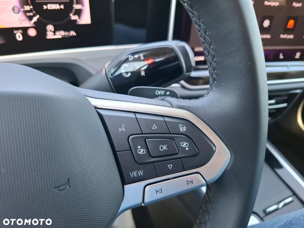 Volkswagen Passat Variant 2.0 TDI SCR DSG Elegance - 21