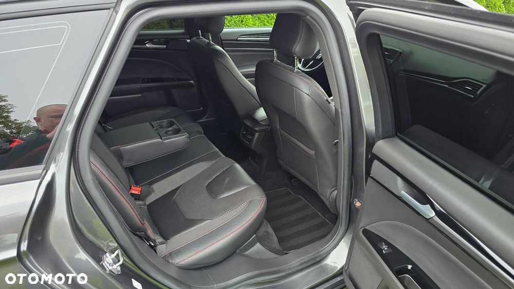 Ford Mondeo 2.0 EcoBlue ST-Line - 23
