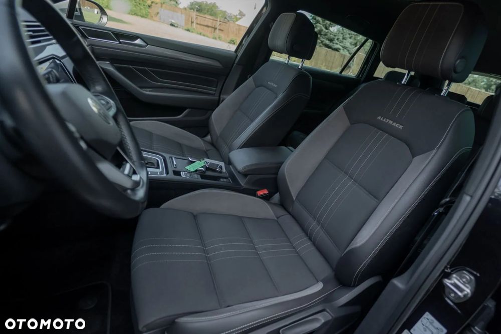 Volkswagen Passat Alltrack 2.0 TDI 4Mot DSG - 24