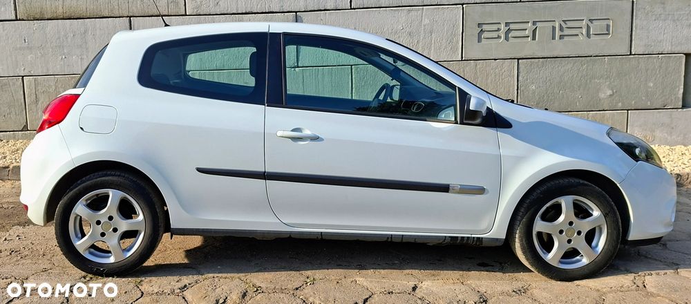 Renault Clio 1.5 dCi Extreme - 9