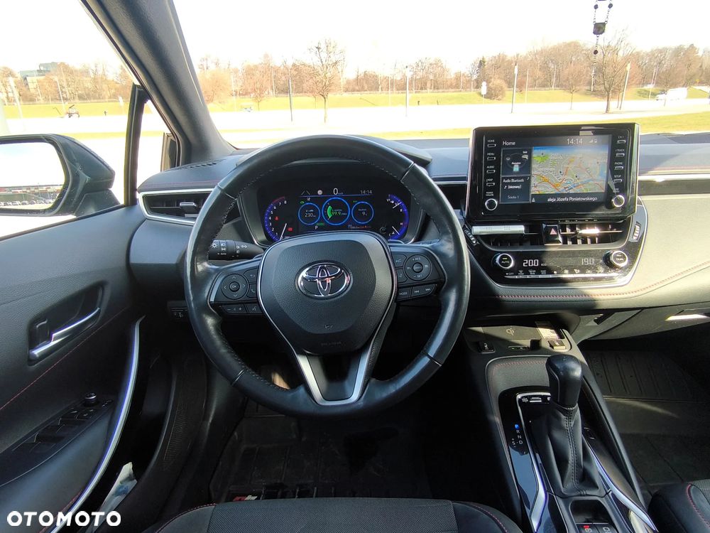 Toyota Corolla 2.0 Hybrid Executive - 20