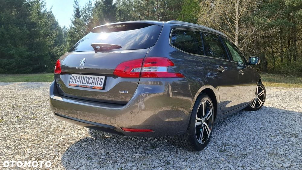 Peugeot 308 - 3