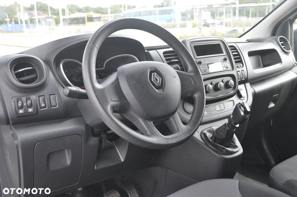 Renault Trafic - 17